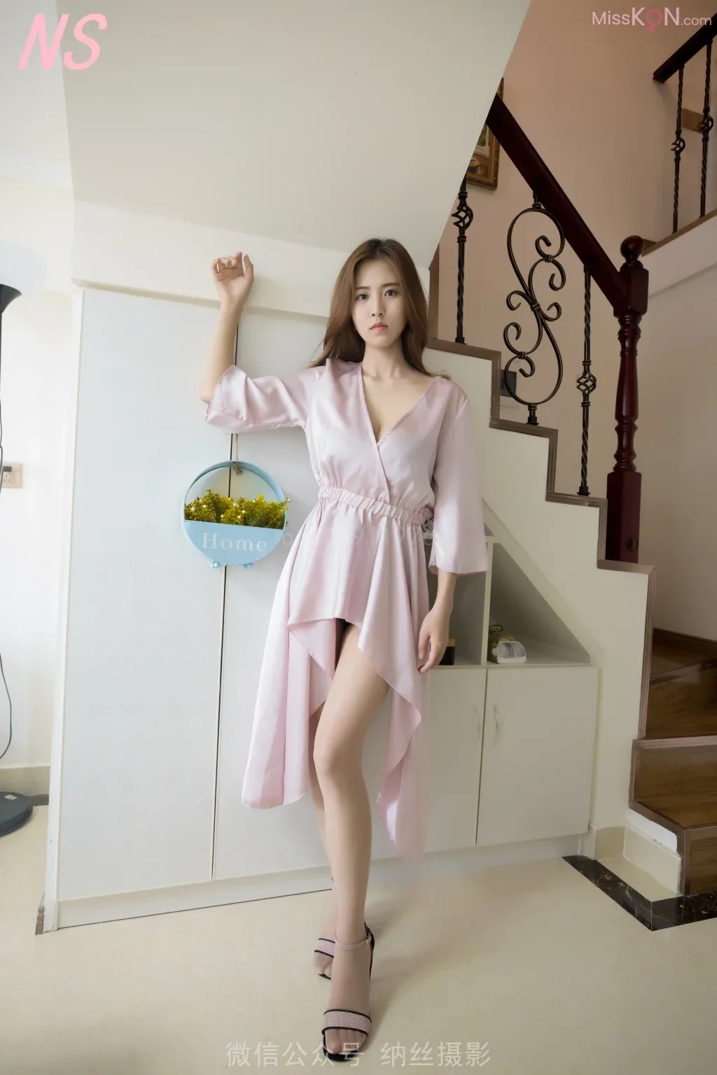[Ảnh NS] Số 122: Vẻ quyến rũ của người phụ nữ xinh đẹp trong bộ đồ ngủ lạnh lẽo - 22