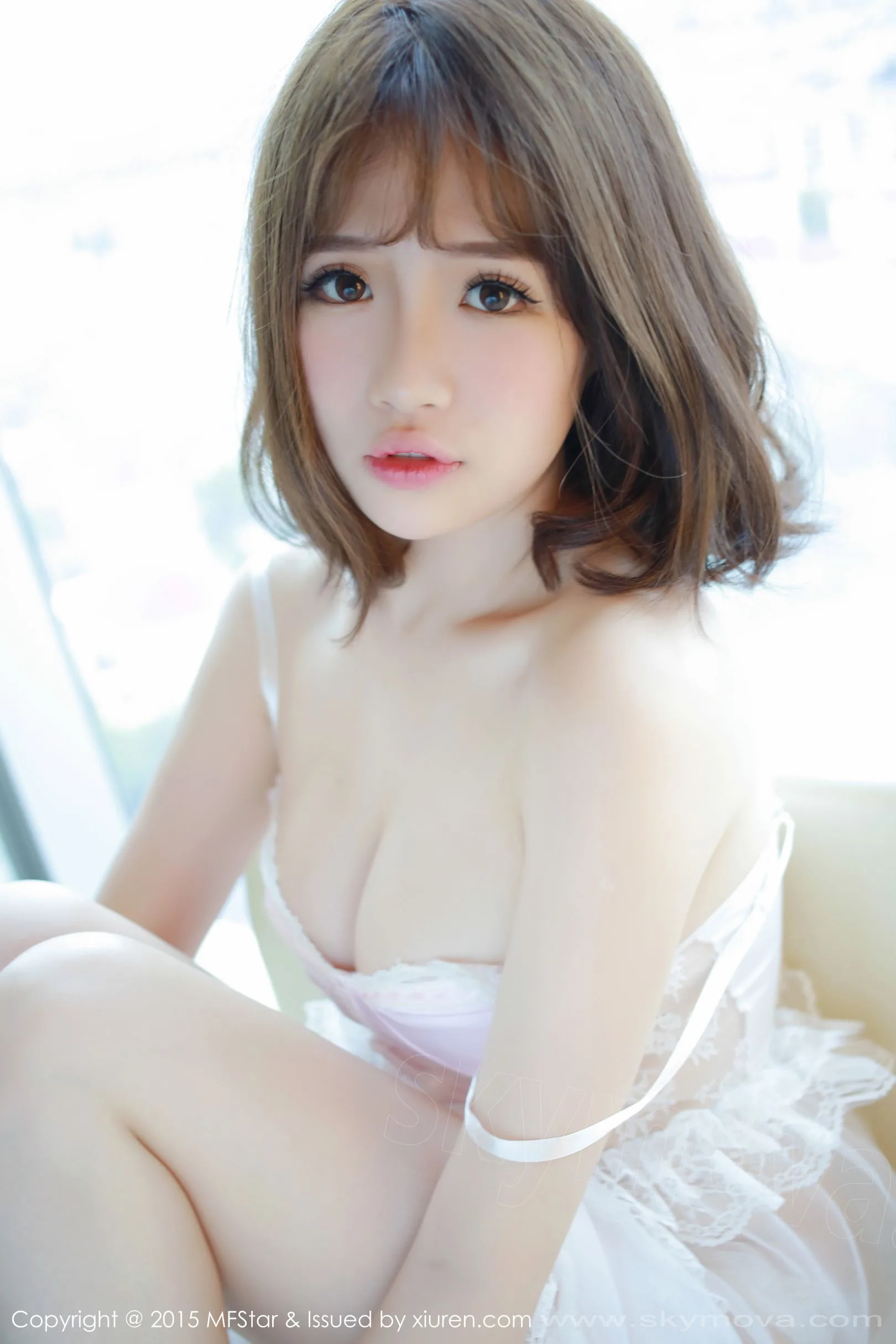 [MFStar]VOL.013 Bộ ảnh riêng tư gợi cảm thứ hai của cô bé loli đáng yêu Xu Cake với chất lượng hình ảnh sắc nét. - 16