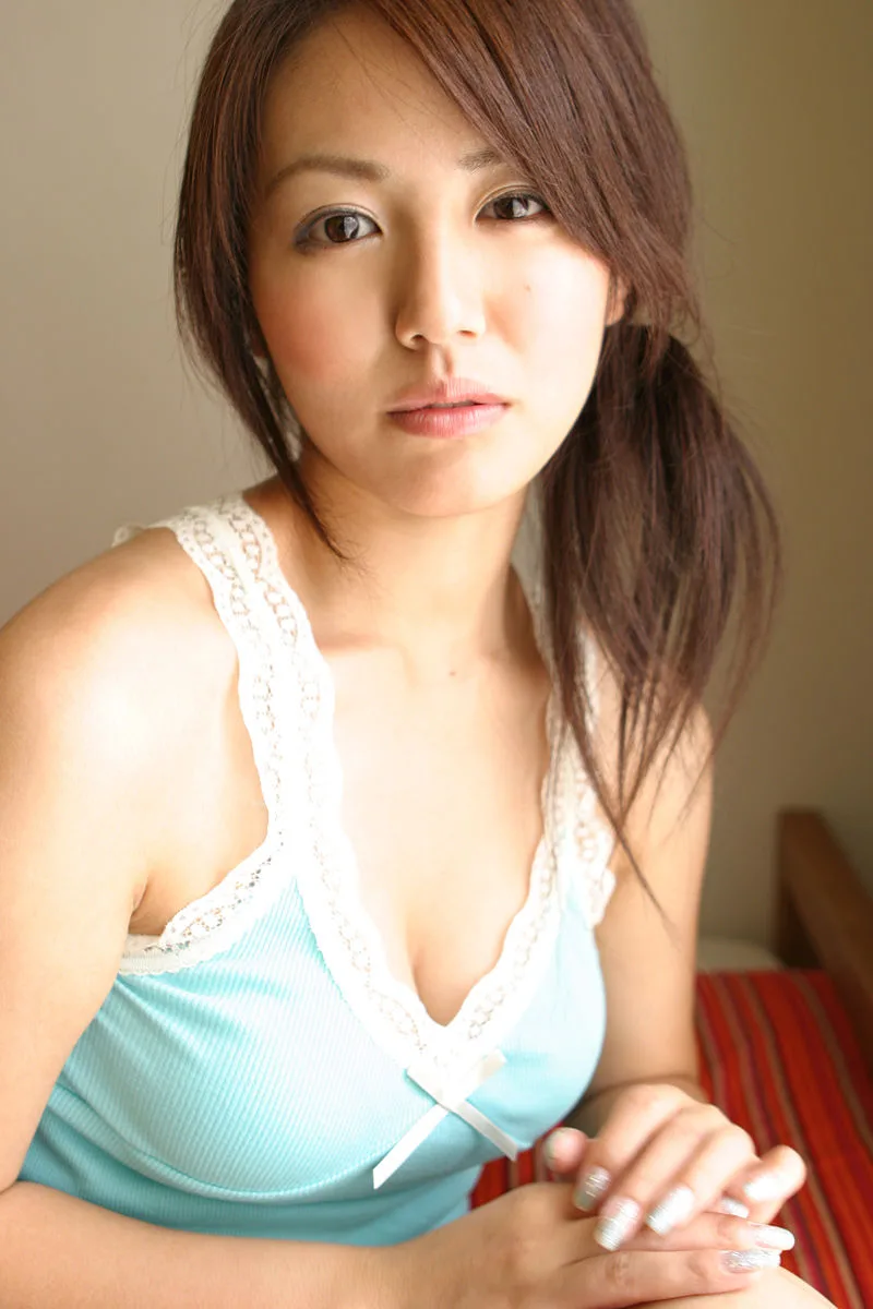 [Mặt trước] Album ảnh "Nguồn gốc" của Sayaka Isoyama - 9
