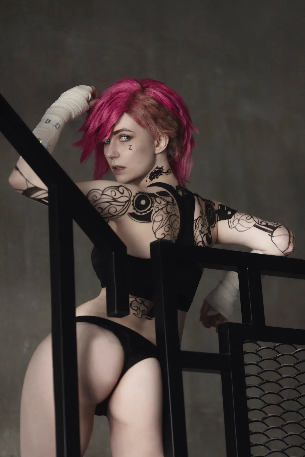 Mik Allen – Caitlyn và Vi - 41