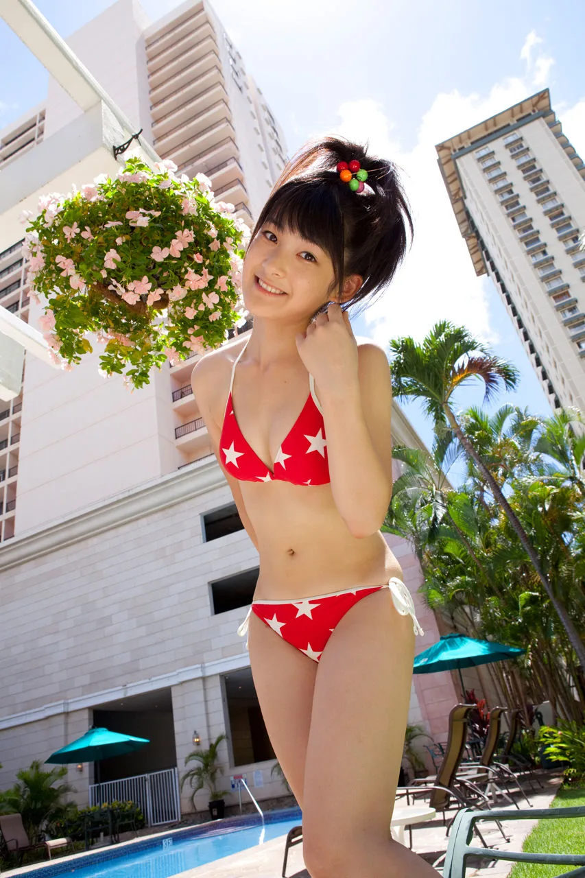 [Sách điện tử H!P] Tập ảnh Tsugunaga Momoko số 77 - 78