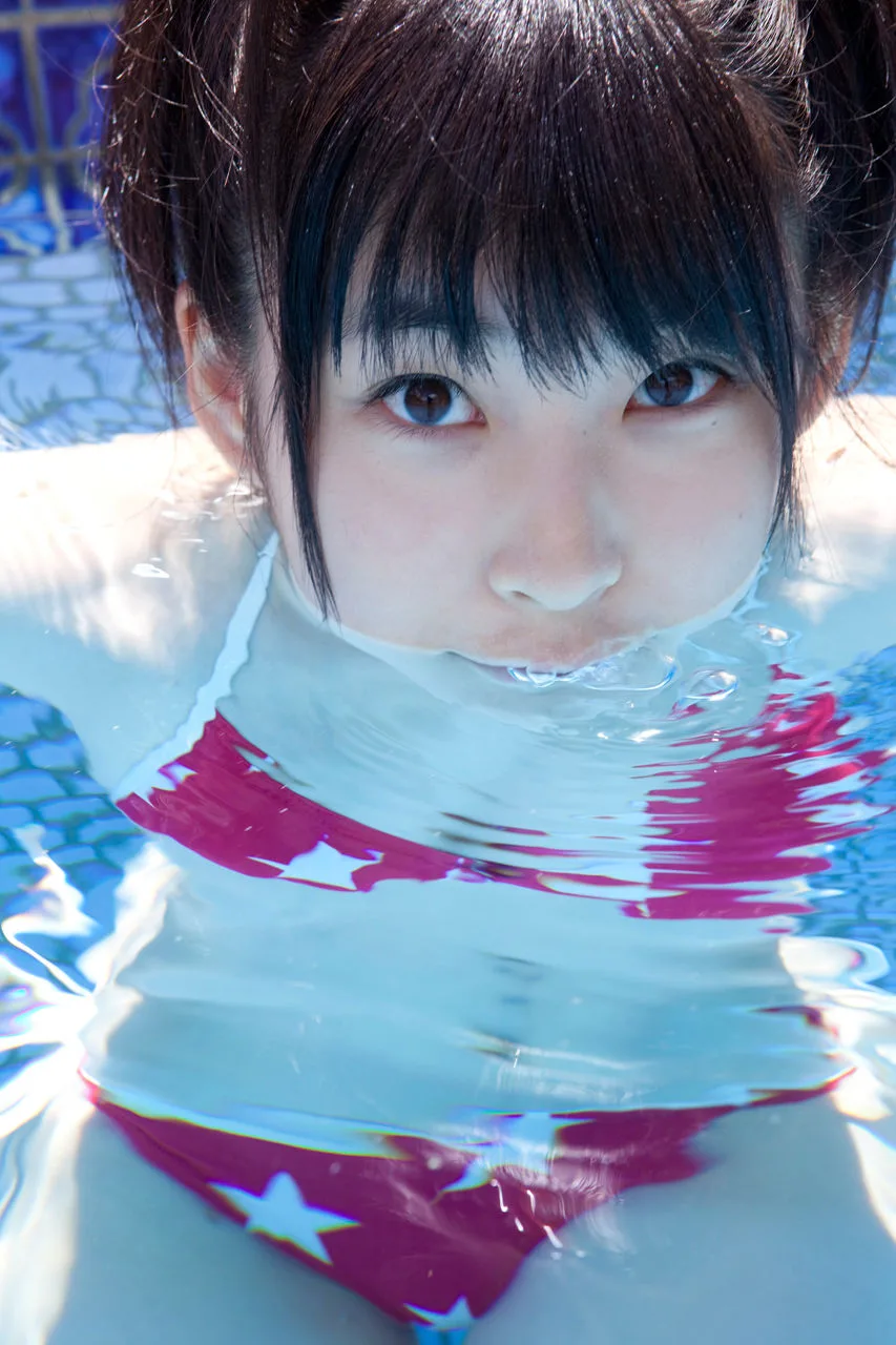 [Sách điện tử H!P] Tập ảnh Tsugunaga Momoko số 77 - 81