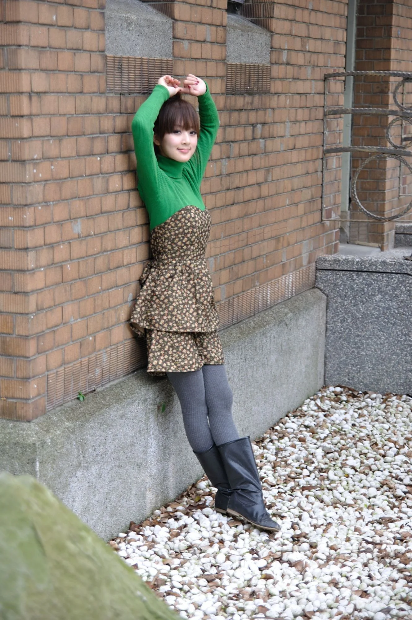 Mikako (果果MM) - NTU Photobook Set 5 - 32