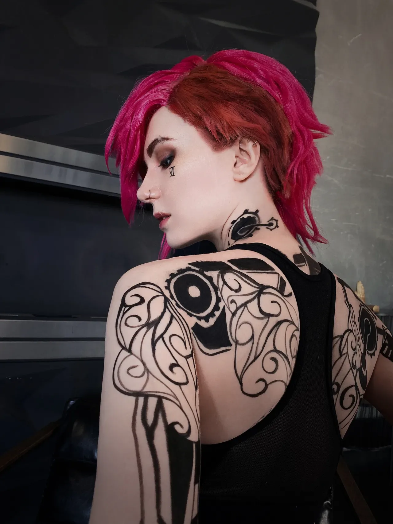 Mik Allen – Caitlyn và Vi - 83