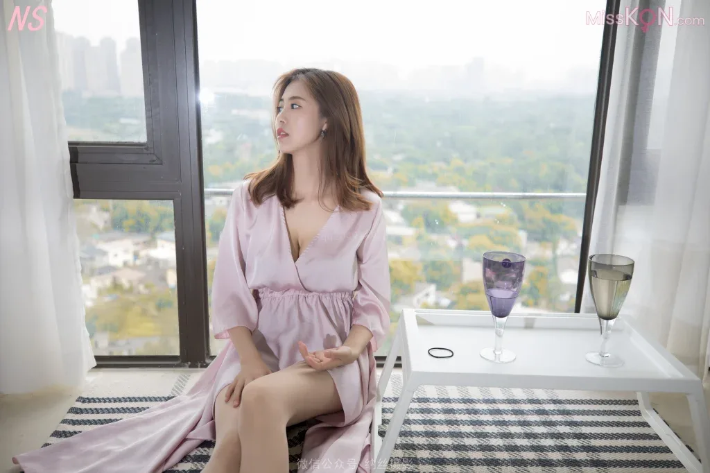 [Ảnh NS] Số 122: Vẻ quyến rũ của người phụ nữ xinh đẹp trong bộ đồ ngủ lạnh lẽo - 8